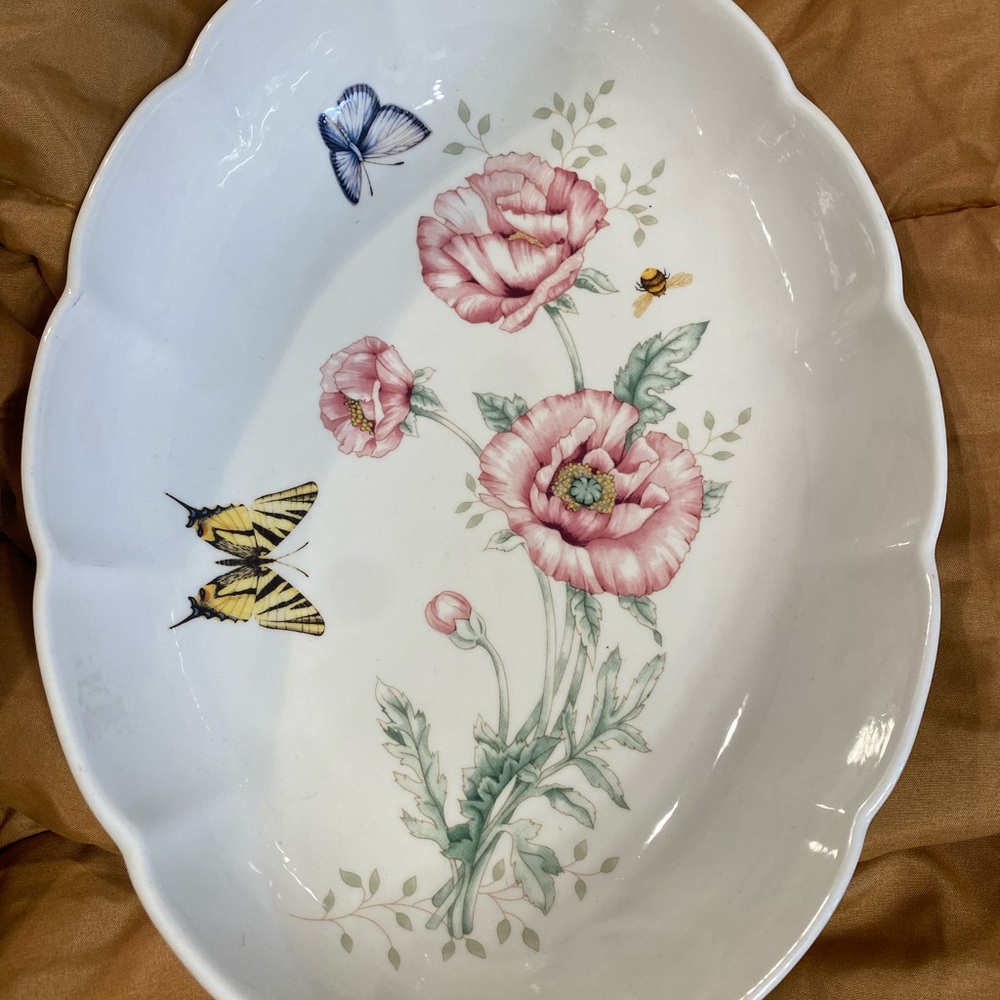 Lenox Butterfly Meadow Oval Serving Platter Scalloped Bowl 13.75” x 9.75 - Picture 5 of 5